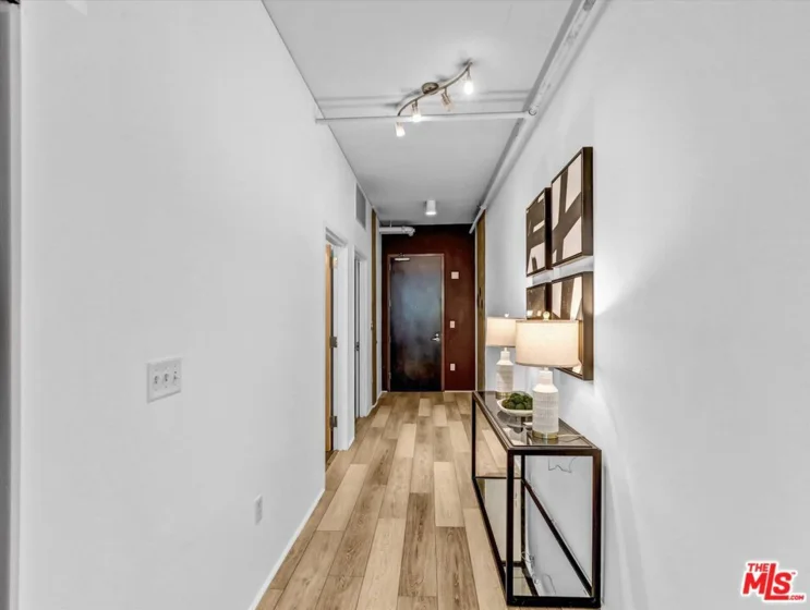 1111 S Grand Avenue #412 photo 27