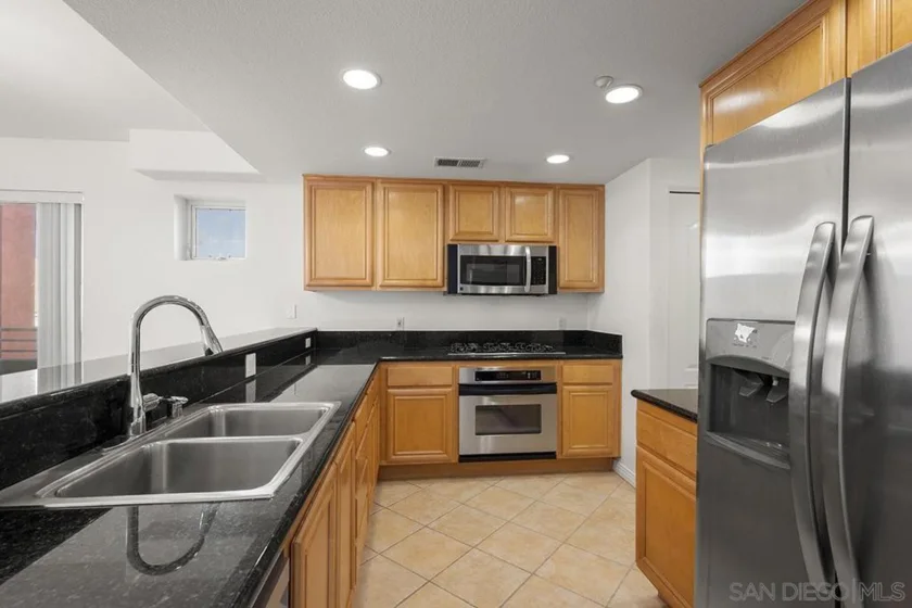 1501 India Street #508 photo 5