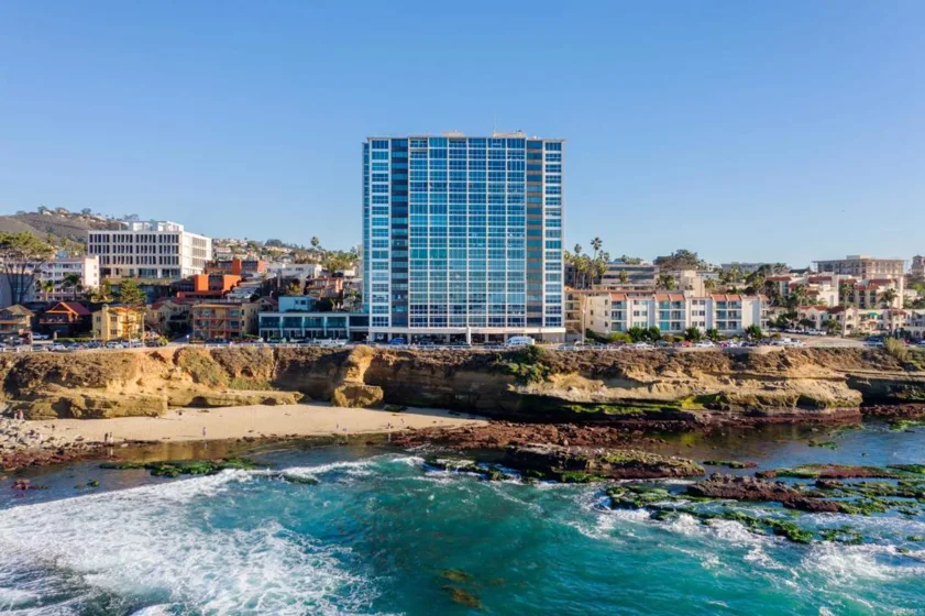 939 Coast Boulevard ##8B photo 1