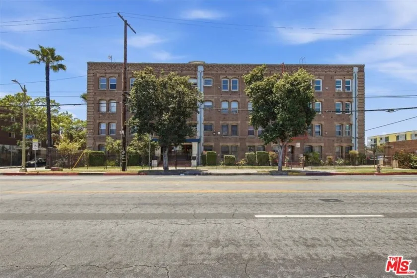 4125 S Figueroa Street #119 photo 1