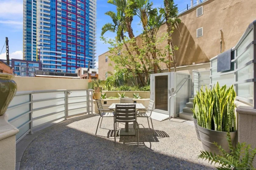 550 15th Street #207 photo 17