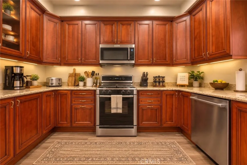 572 E San Jose Avenue #104 photo 12