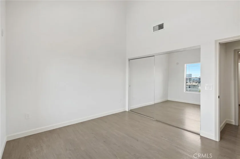 555 E Santa Anita #301 photo 28