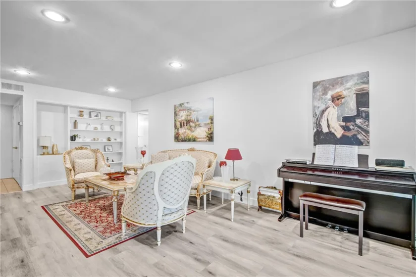 15335 Magnolia #215 photo 5