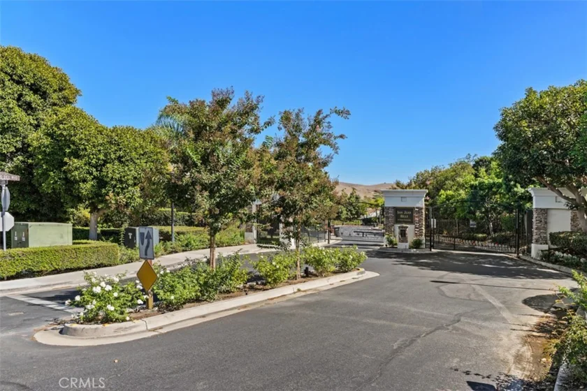 28096 Paseo Hacienda photo 25