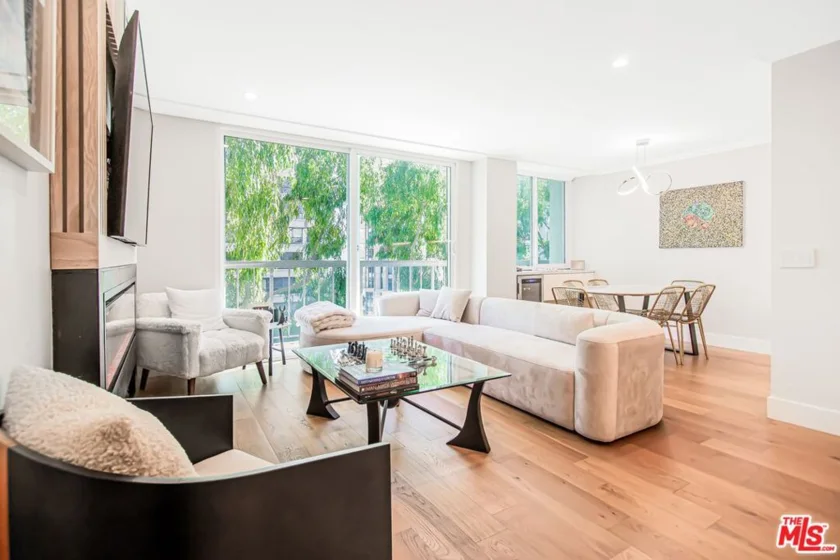 10751 Wilshire Boulevard #801 photo 2