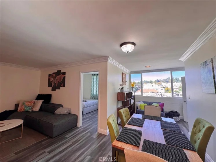 540 Kelton #502 photo 17