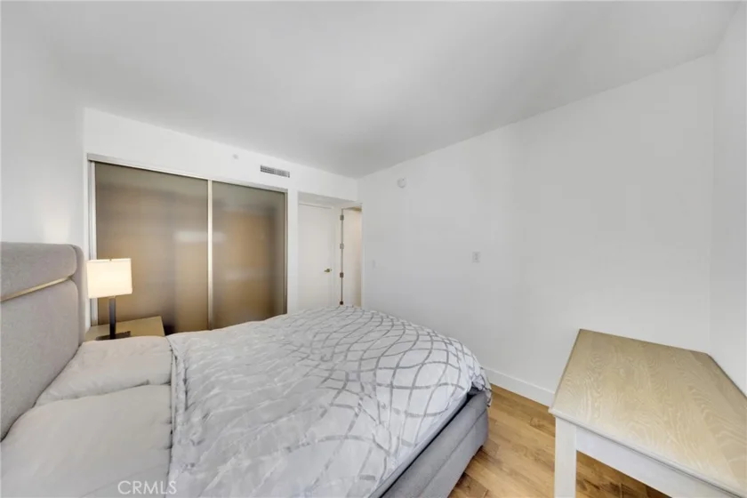10520 Wilshire #902 photo 3