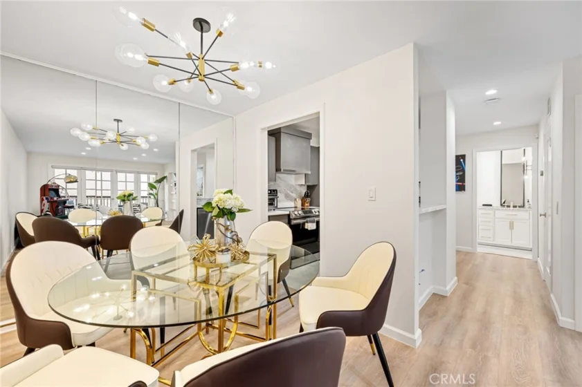 906 N Doheny Drive #318 photo 5