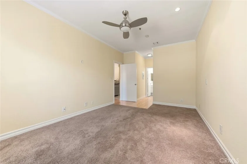 300 N N El Molino Avenue #107 photo 25