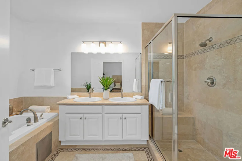 1838 Westholme Avenue #104 photo 20