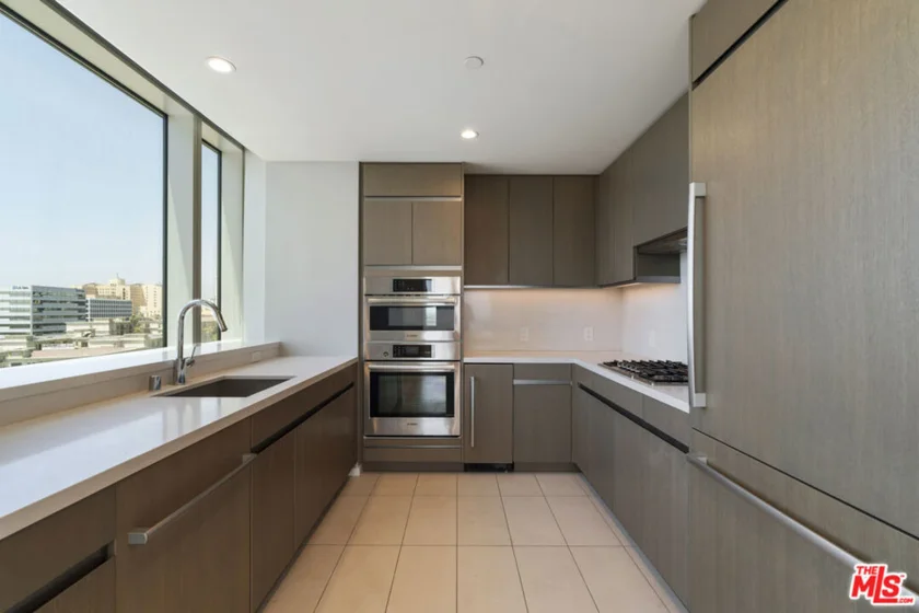 889 Francisco Street #1206 photo 39