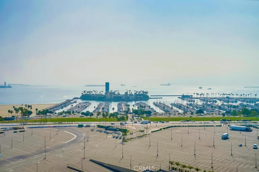 488 E Ocean Boulevard #1701 photo 1