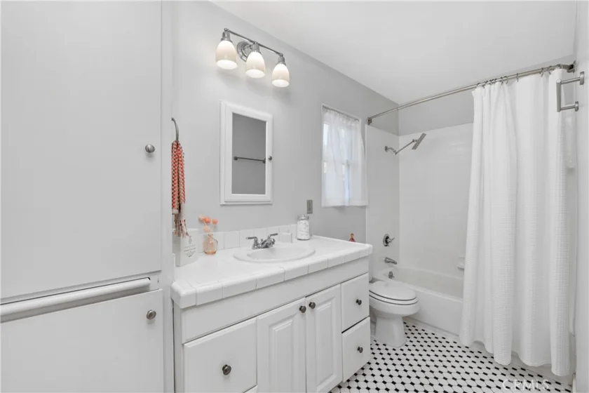 4252 Fair Avenue #22 photo 14