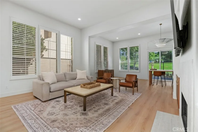 28096 Paseo Hacienda photo 3
