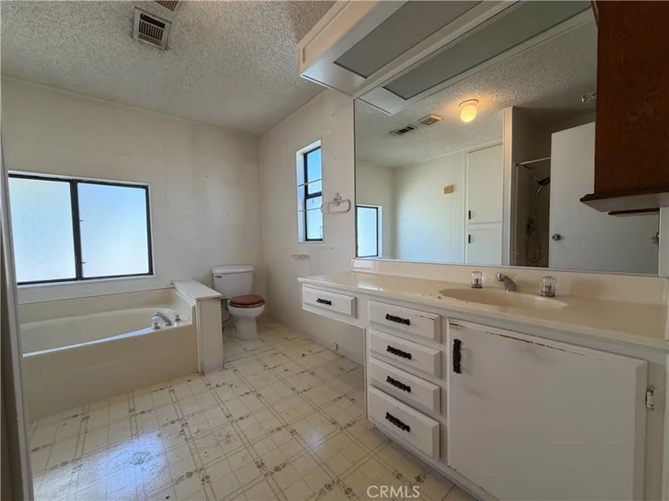 38078 Calle De Amor photo 16