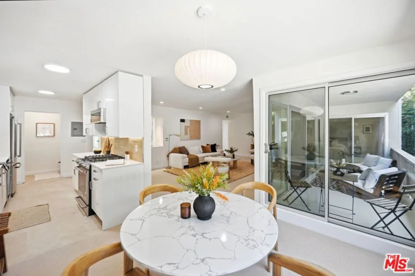 516 San Vicente Boulevard #206 photo 9