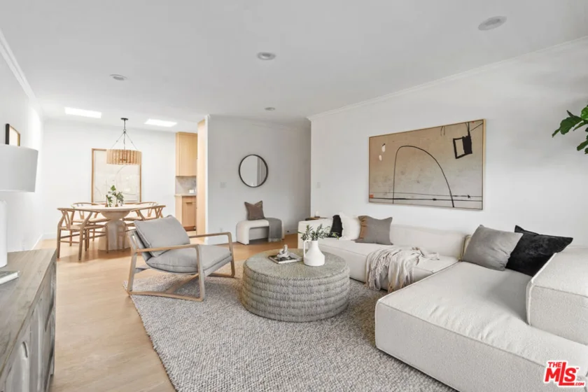 423 Pier Avenue #4 photo 3