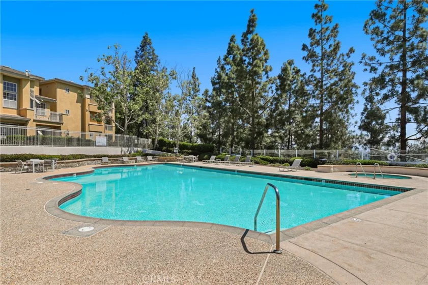 4 Woodcrest Lane #326 photo 32