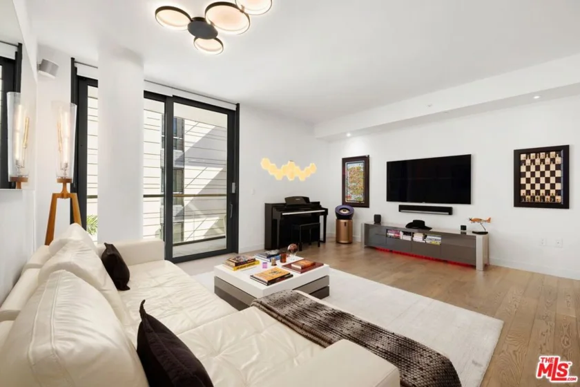 1755 Ocean Avenue #608 photo 6