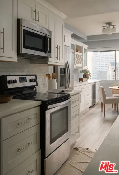 10450 Wilshire Boulevard #12C photo 10