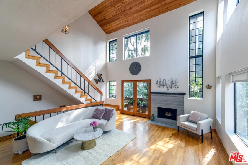12815 Caswell Avenue #101 photo 1