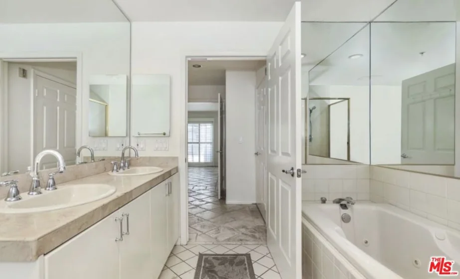 1817 Selby Avenue #102 photo 23
