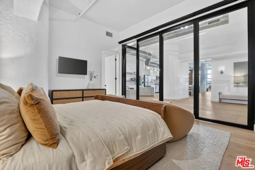1645 Vine Street #411 photo 24