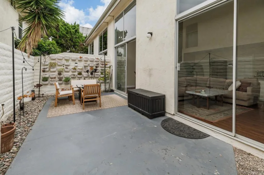 2544 Navarra Drive #4 photo 27