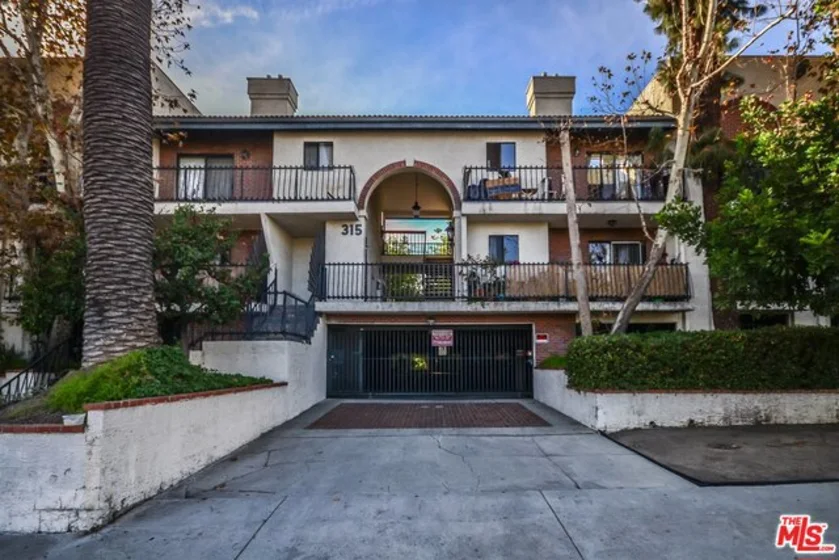 315 S Harvard #103 photo 1