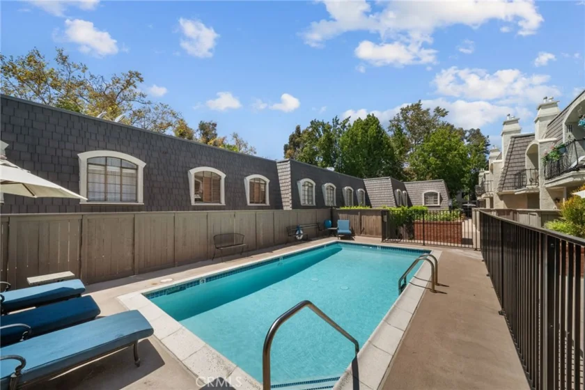 612 Wilcox photo 13