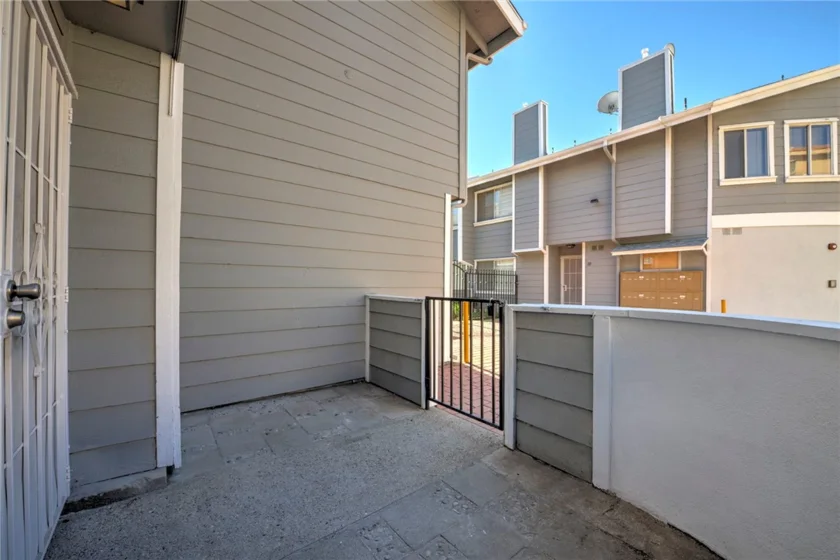 14425 Foothill #24 photo 7