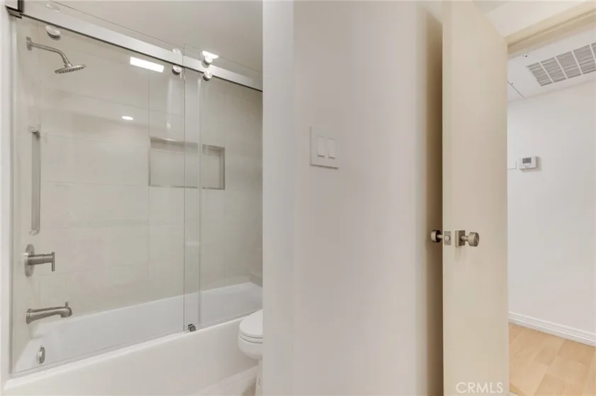 4807 Woodley Avenue #208 photo 29