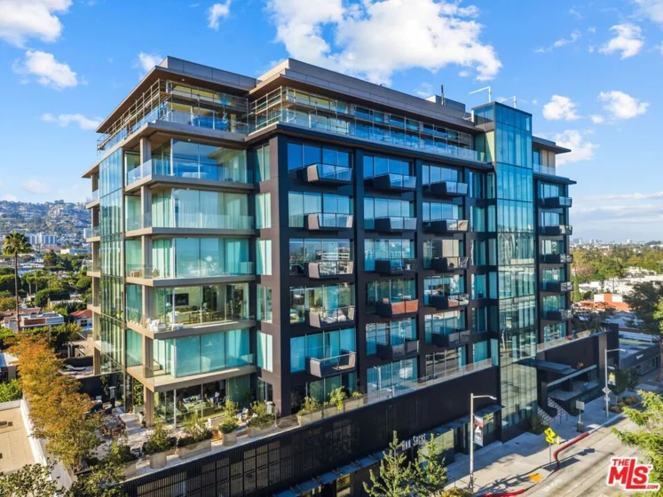 8899 Beverly Boulevard #4A photo 2