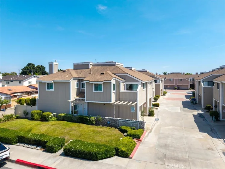 5588 Orange Avenue photo 64