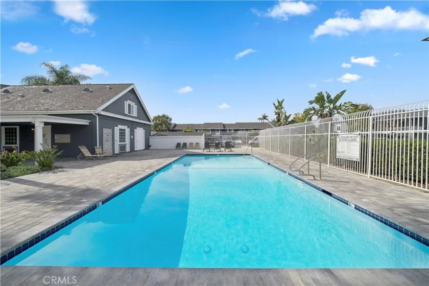 2414 Niagara photo 15