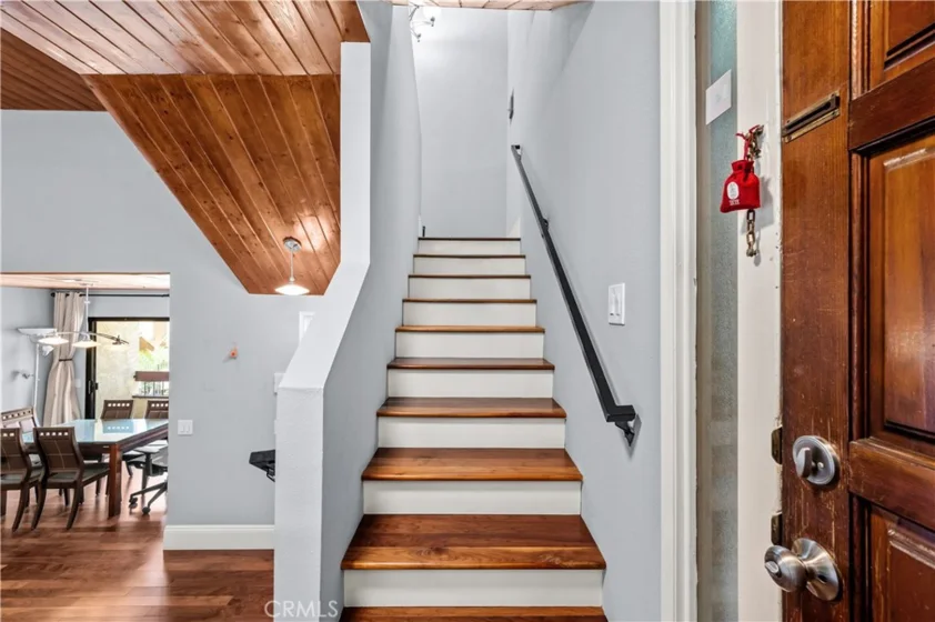 1022 S Marengo #5 photo 15