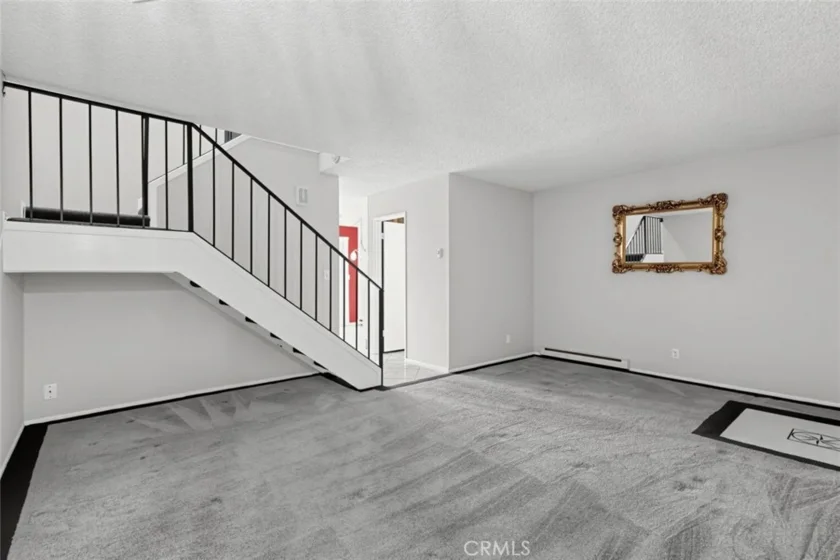 7043 Fulton Way photo 6