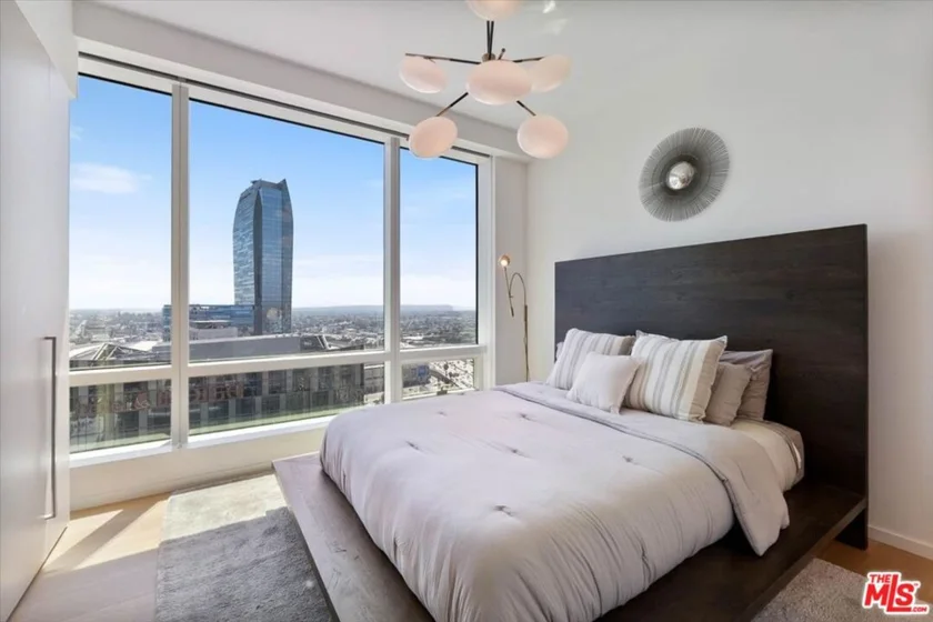 877 Francisco Street #2809 photo 12