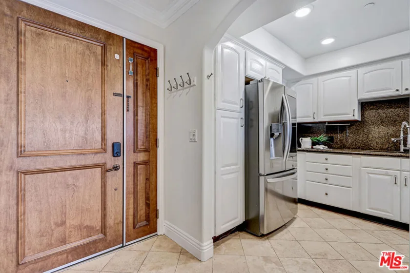 1520 S Shenandoah Street #304 photo 24