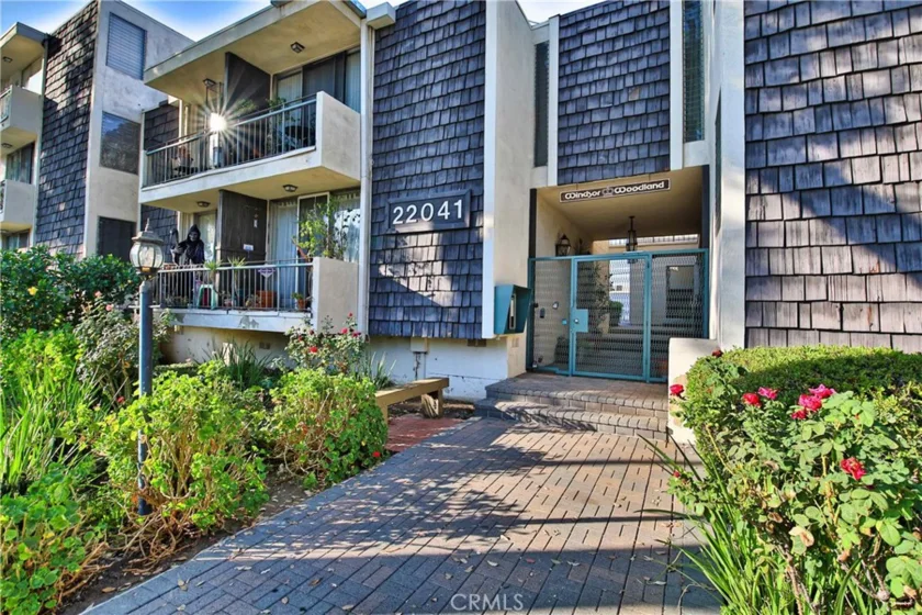 22041 Costanso Street #201 photo 1
