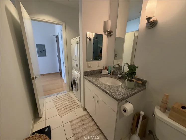 1100 Wilshire #2901 photo 41