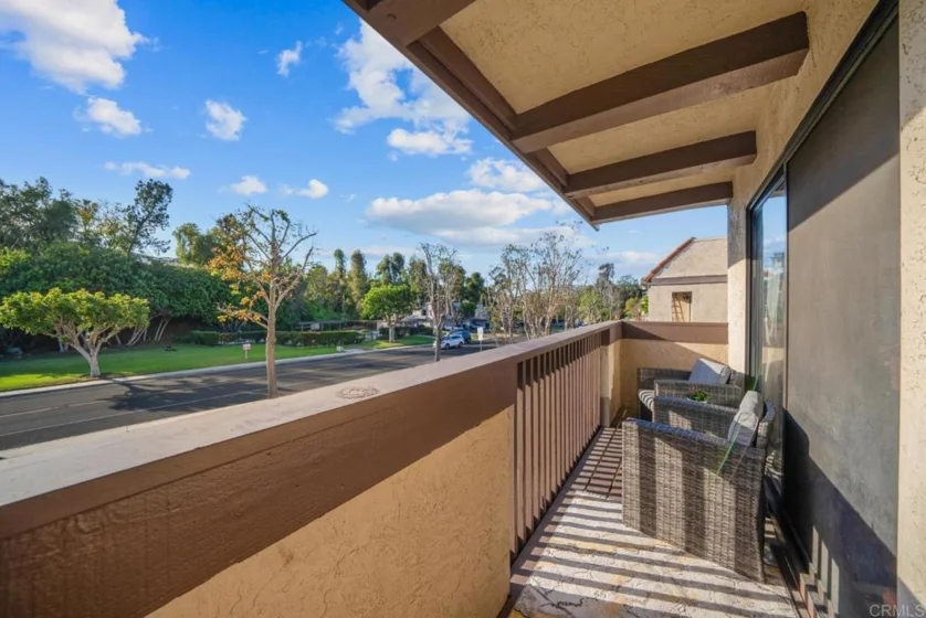 5245 Reservoir Drive photo 31