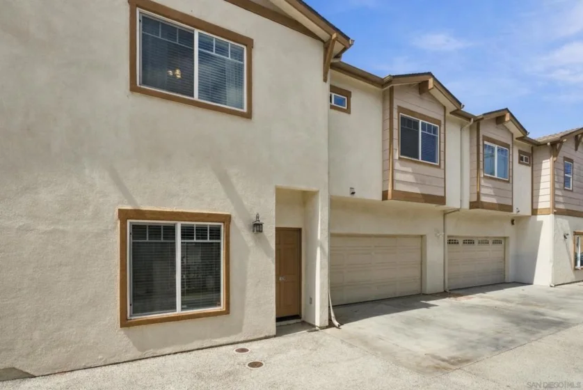 1329 Holly Avenue photo 29