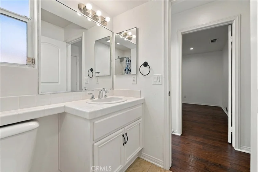 3294 W Orange photo 31