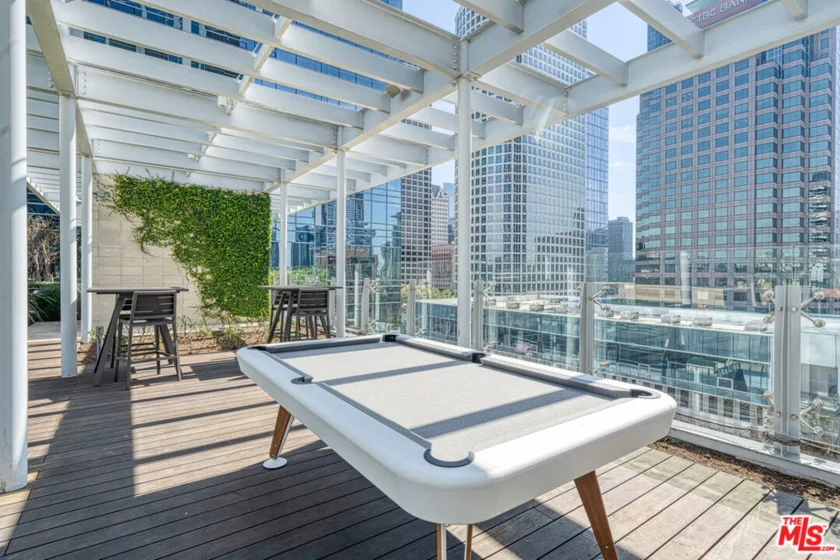 877 Francisco Street #1128 photo 38