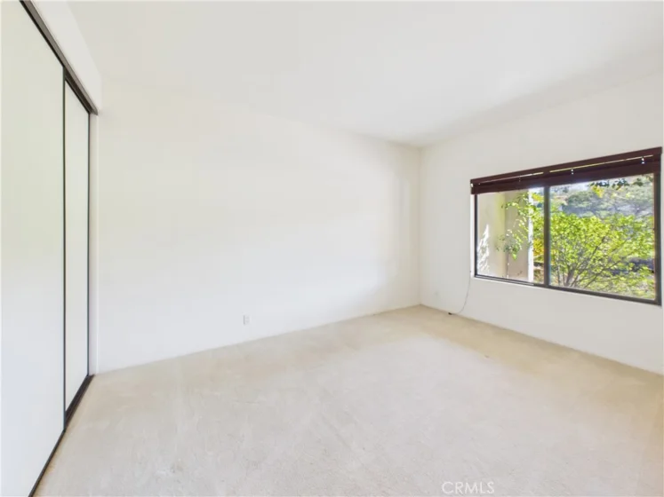 23534 Longmeadow photo 9