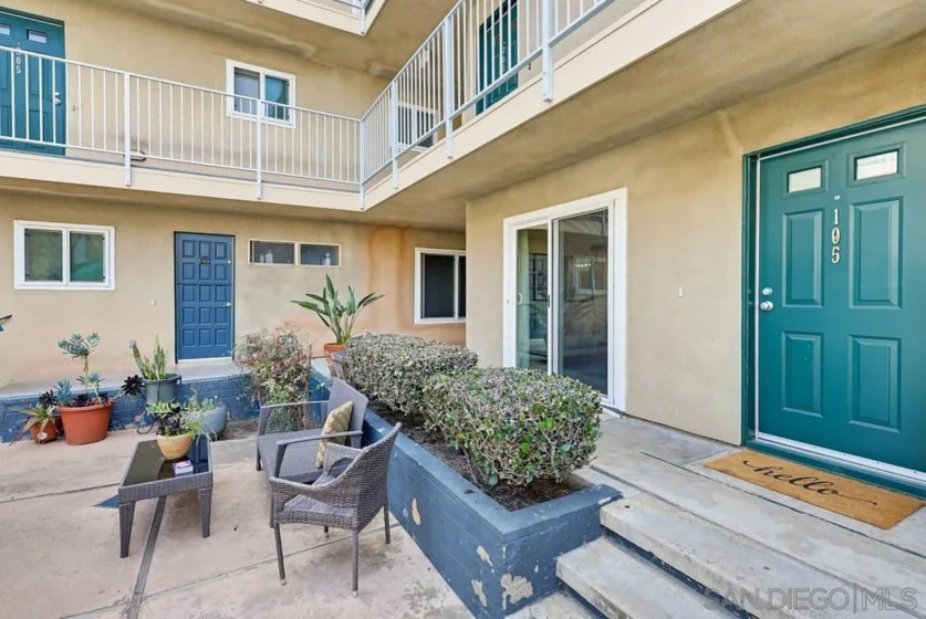 4477 Mentone Street Unit 105 photo 33
