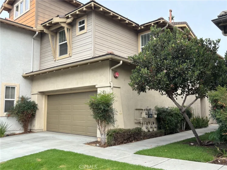 41737 Ridgewalk Street #1 photo 1