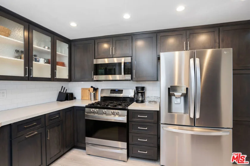 1942 Grace Avenue #217 photo 26